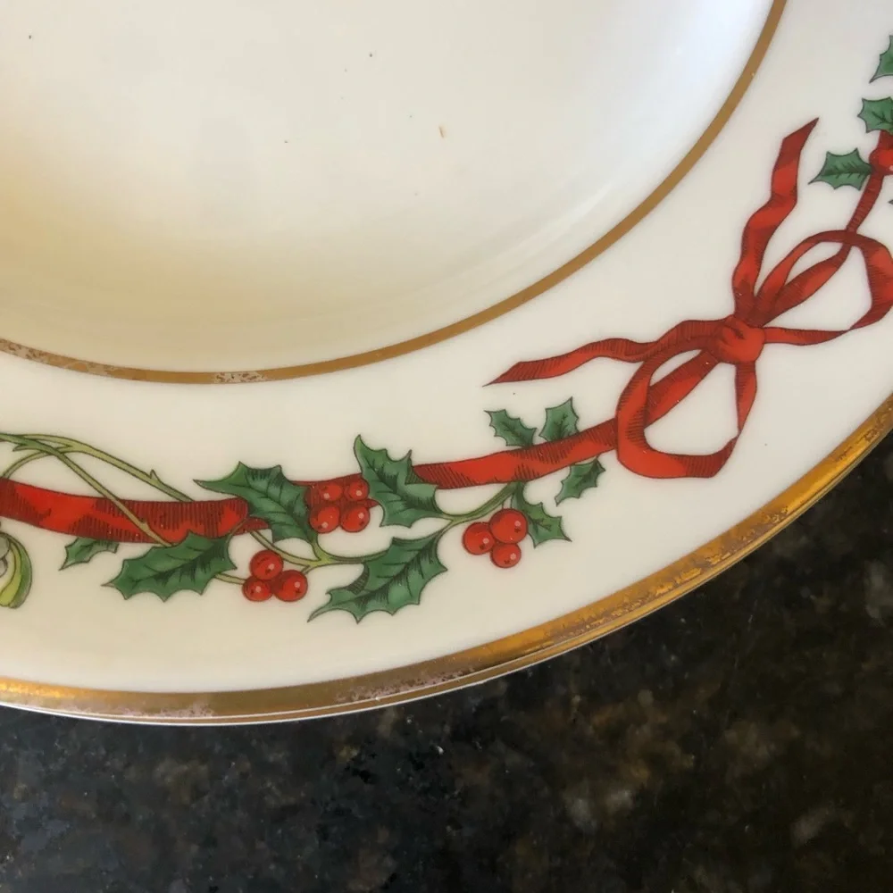 4 Royal Worcester Holly Ribbons 8
